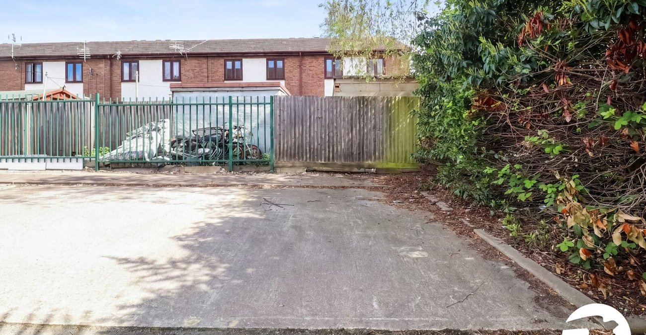 1 bedroom property for sale in Belvedere | Robinson Jackson