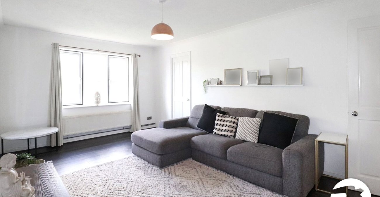 1 bedroom property for sale in Belvedere | Robinson Jackson