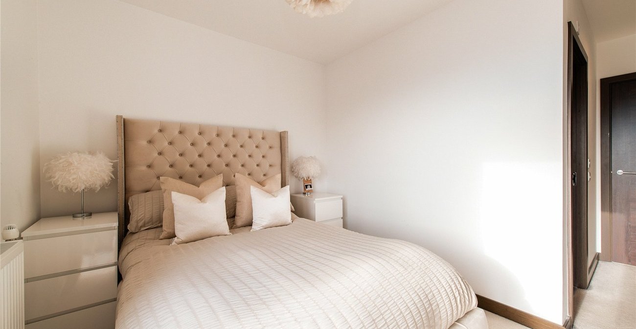 2 bedroom property for sale in Maidstone | Robinson Michael & Jackson