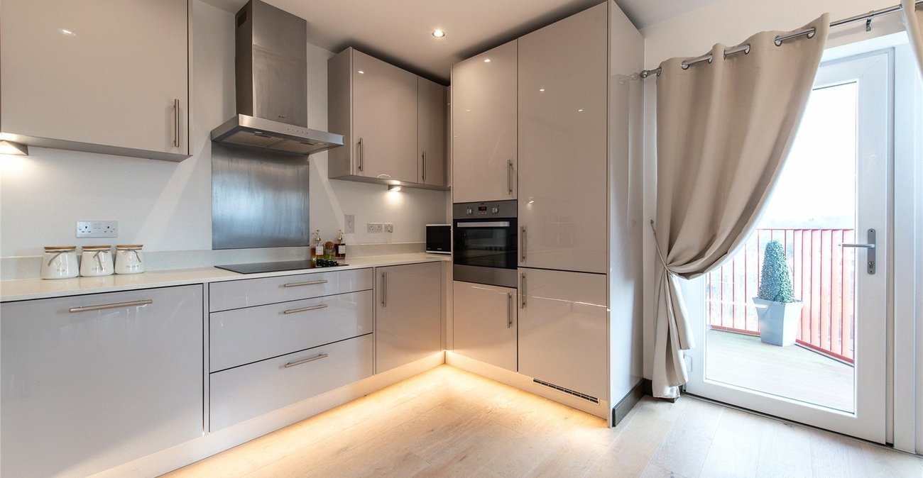2 bedroom property for sale in Maidstone | Robinson Michael & Jackson