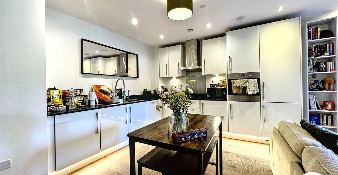2 bedroom property for sale in Maidstone | Robinson Michael & Jackson