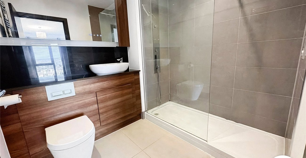 2 bedroom property for sale in Maidstone | Robinson Michael & Jackson