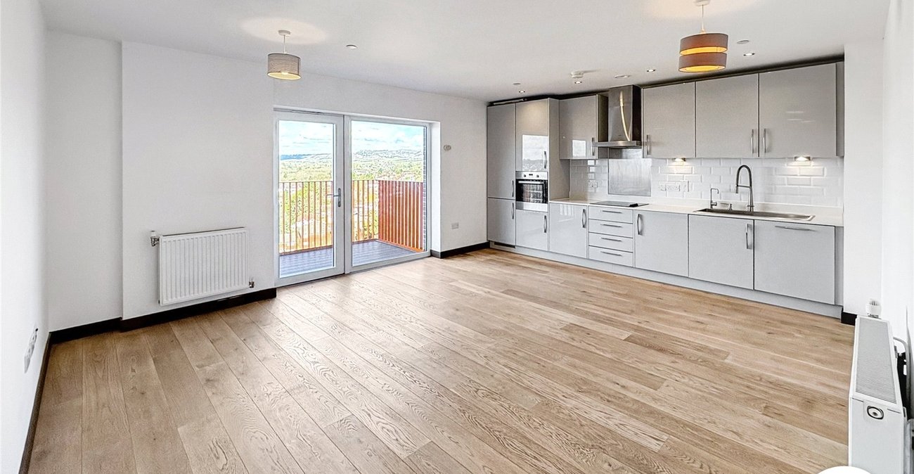 2 bedroom property for sale in Maidstone | Robinson Michael & Jackson