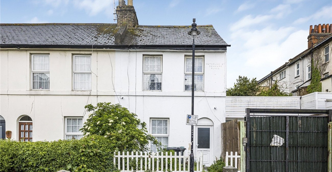 2 bedroom house for sale in Gravesend | Robinson Michael & Jackson