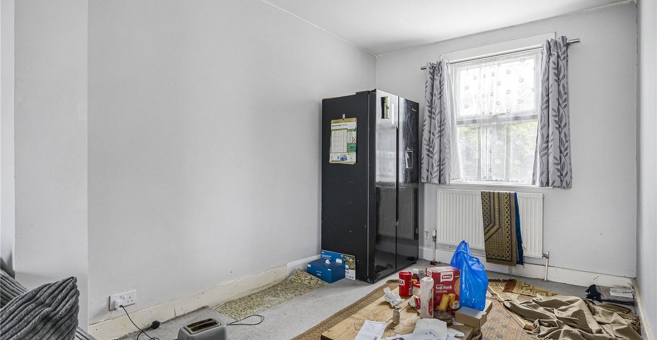 2 bedroom house for sale in Gravesend | Robinson Michael & Jackson