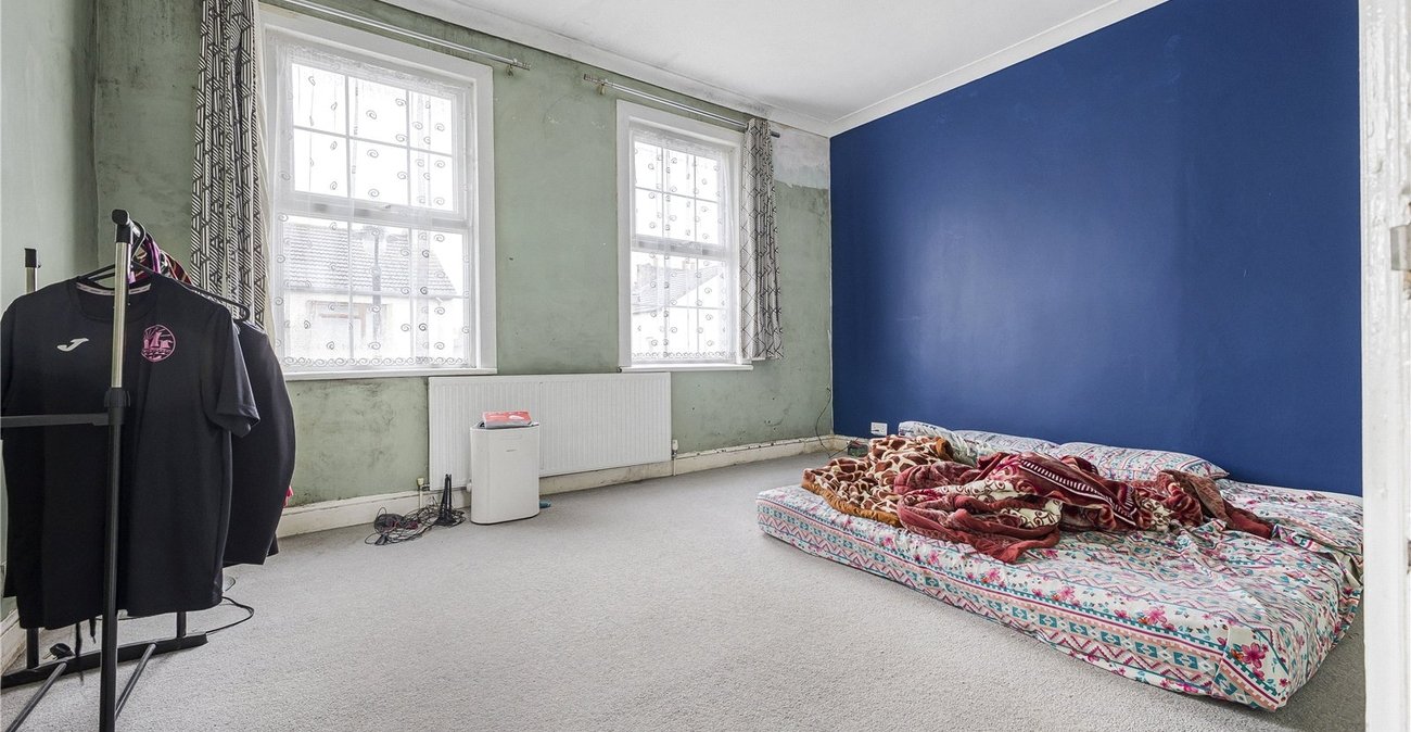 2 bedroom house for sale in Gravesend | Robinson Michael & Jackson
