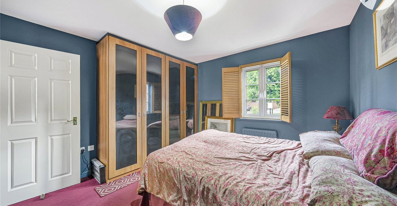 4 bedroom house for sale in Greenhithe | Robinson Jackson