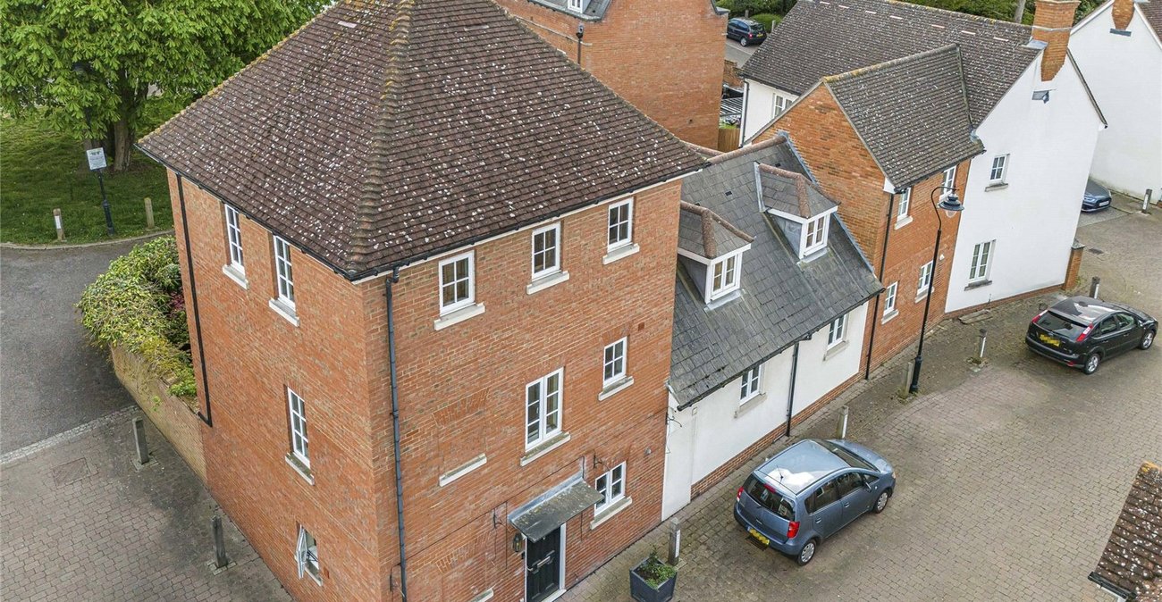 4 bedroom house for sale in Greenhithe | Robinson Jackson