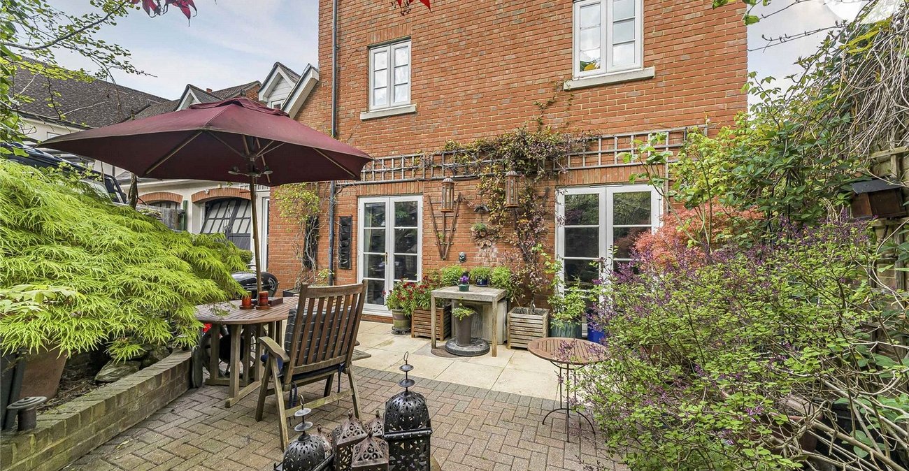 4 bedroom house for sale in Greenhithe | Robinson Jackson