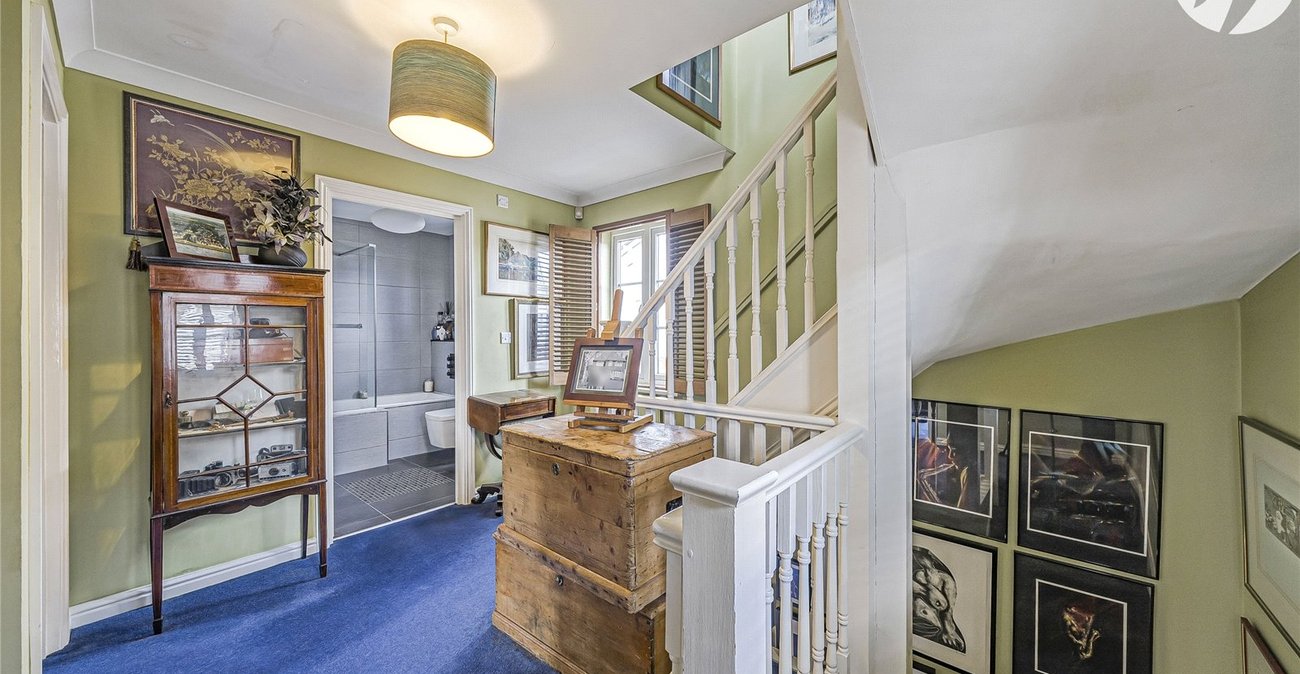 4 bedroom house for sale in Greenhithe | Robinson Jackson