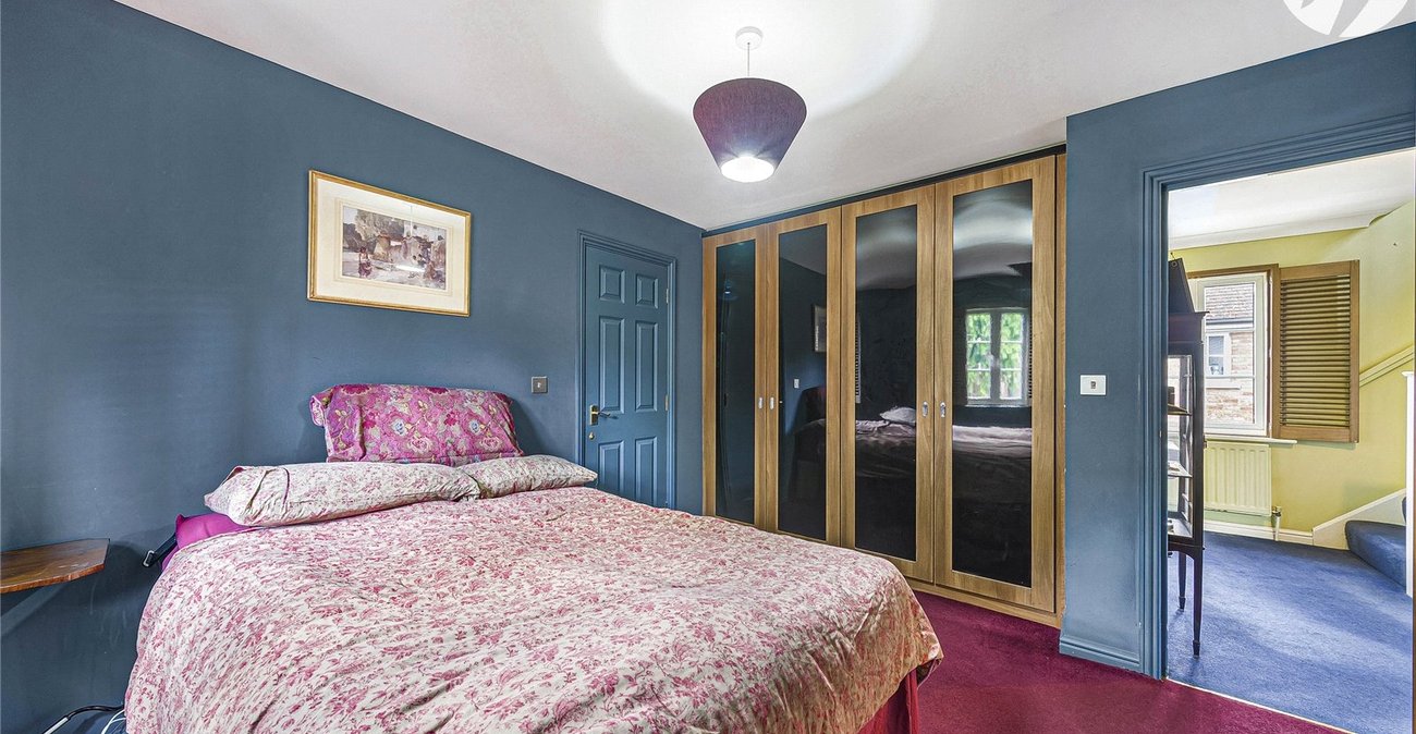 4 bedroom house for sale in Greenhithe | Robinson Jackson