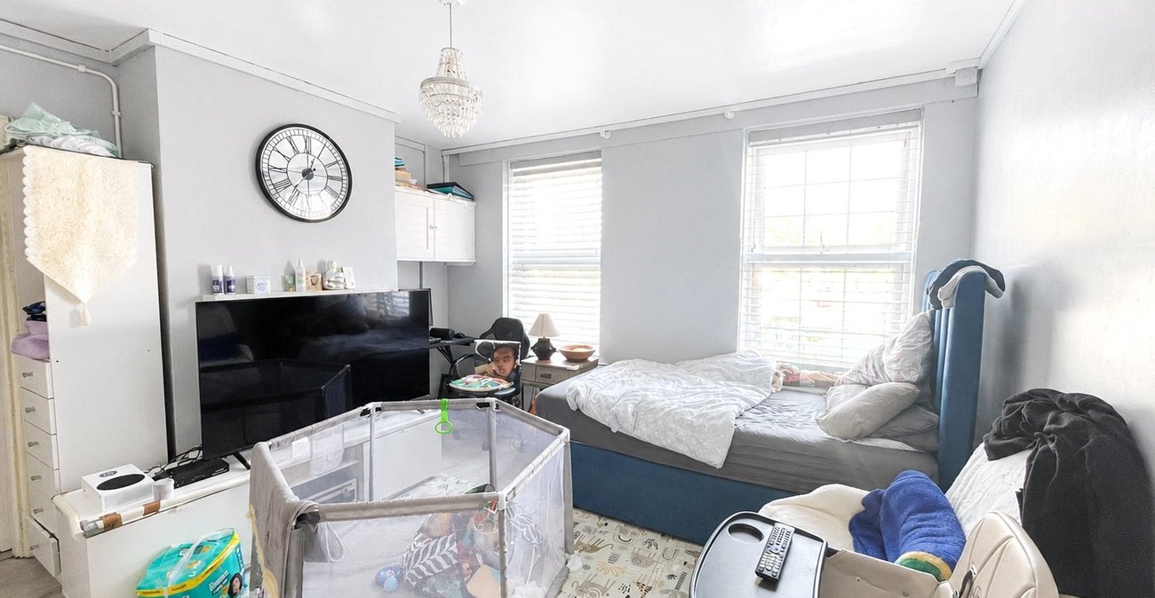 1 bedroom property for sale in London | Robinson Jackson