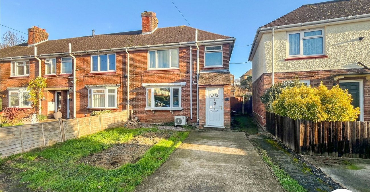 2 bedroom house for sale in Sittingbourne | Robinson Michael & Jackson