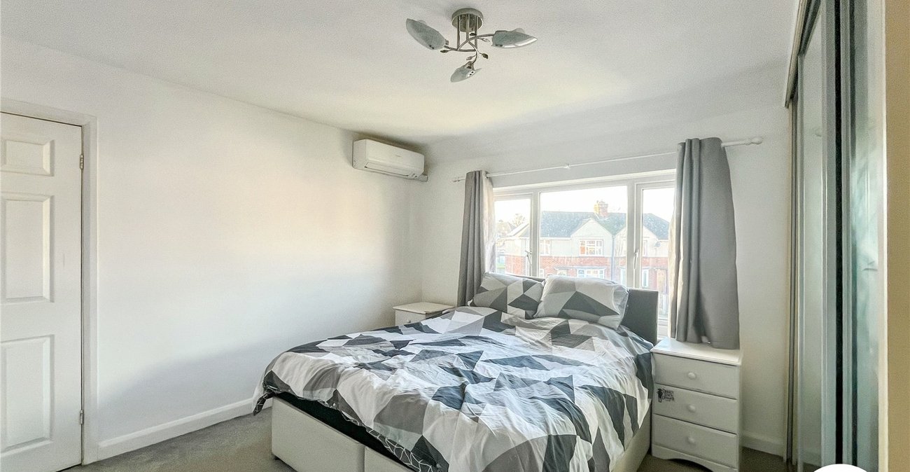 2 bedroom house for sale in Sittingbourne | Robinson Michael & Jackson