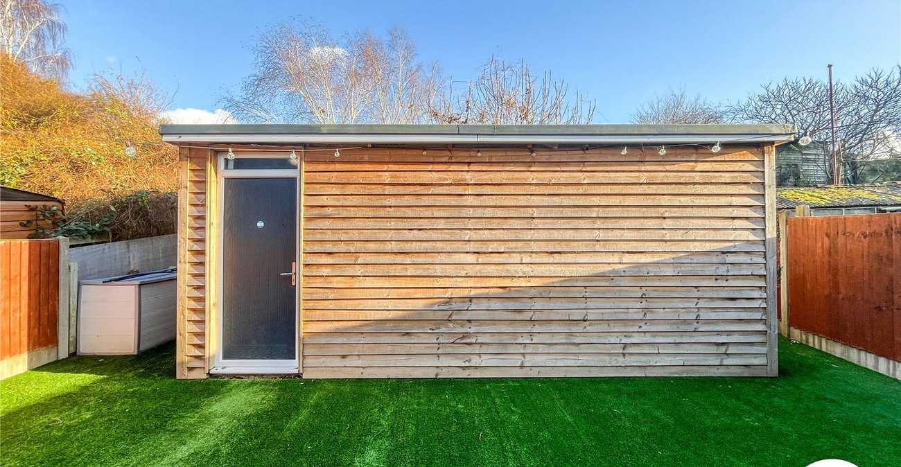 2 bedroom house for sale in Sittingbourne | Robinson Michael & Jackson