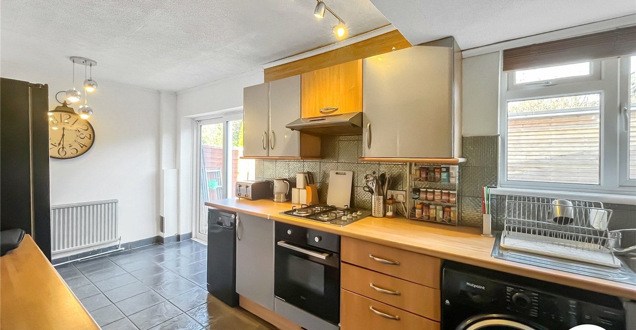 2 bedroom house for sale in Sittingbourne | Robinson Michael & Jackson