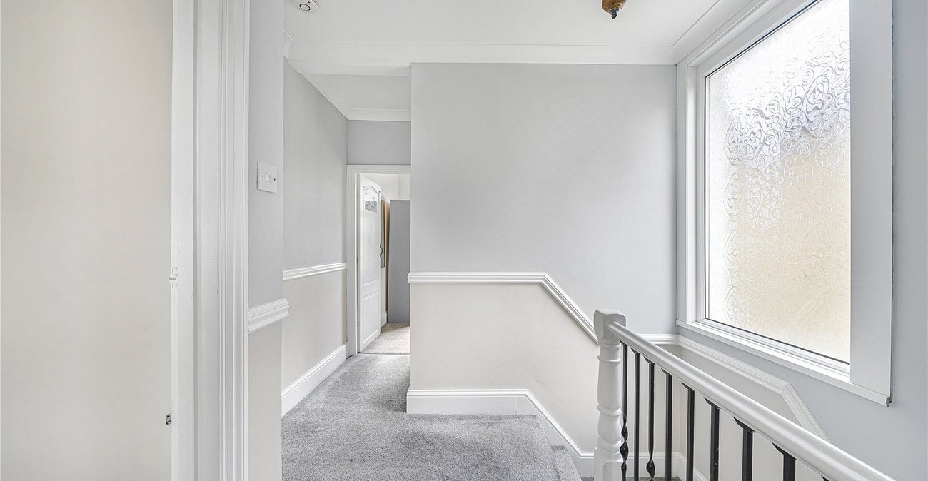 3 bedroom house for sale in Dartford | Robinson Jackson