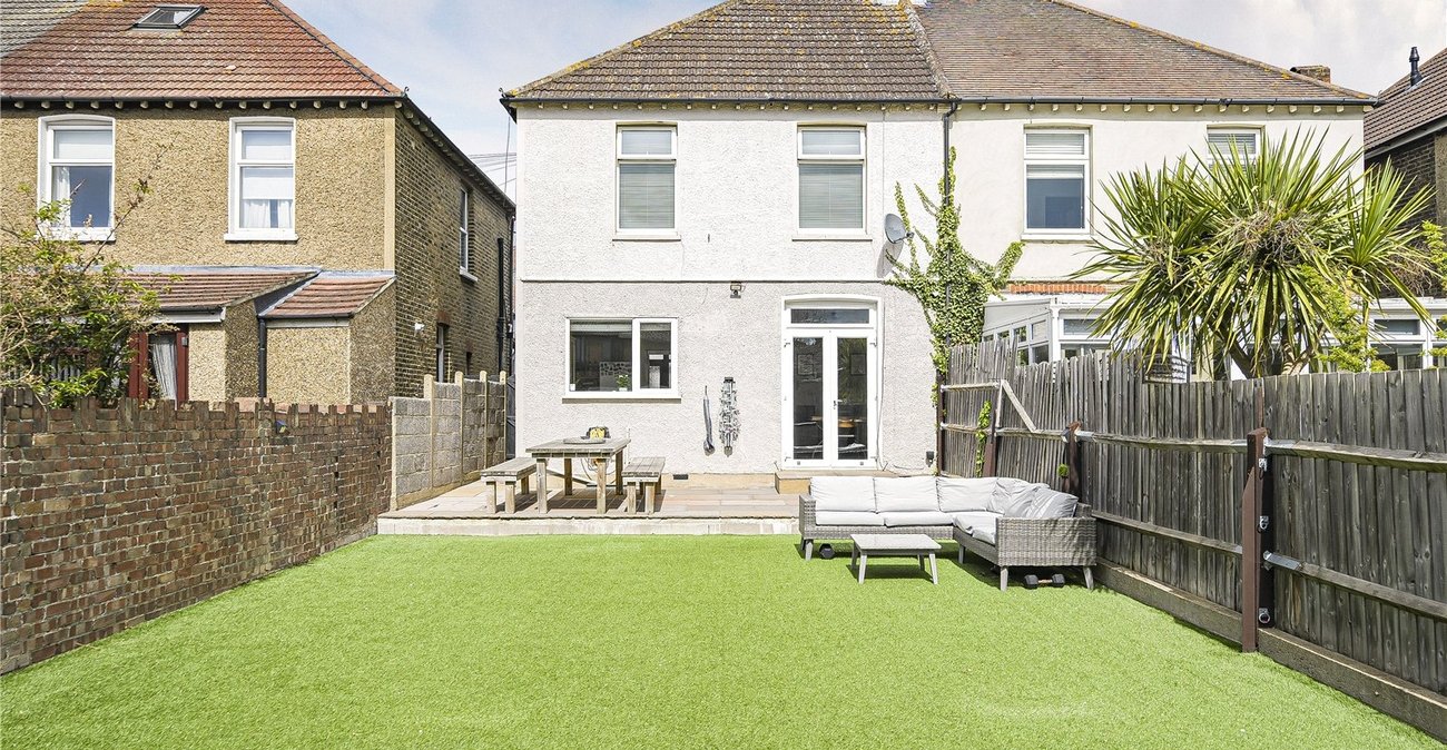 3 bedroom house for sale in Dartford | Robinson Jackson