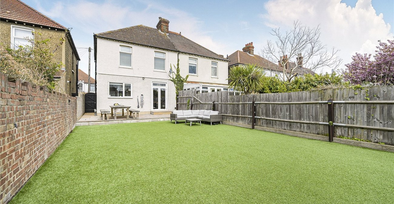 3 bedroom house for sale in Dartford | Robinson Jackson