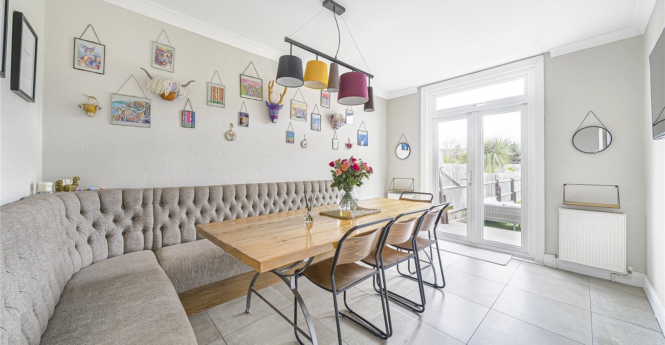 3 bedroom house for sale in Dartford | Robinson Jackson