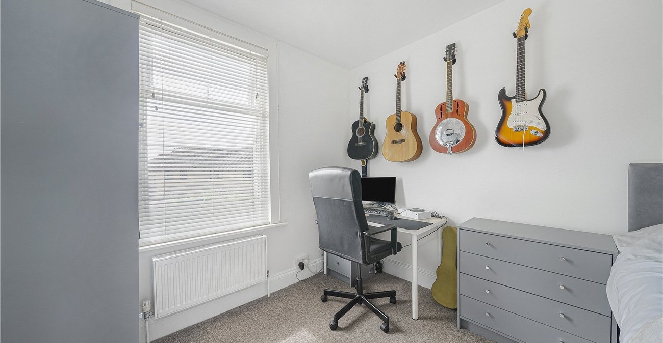 3 bedroom house for sale in Dartford | Robinson Jackson