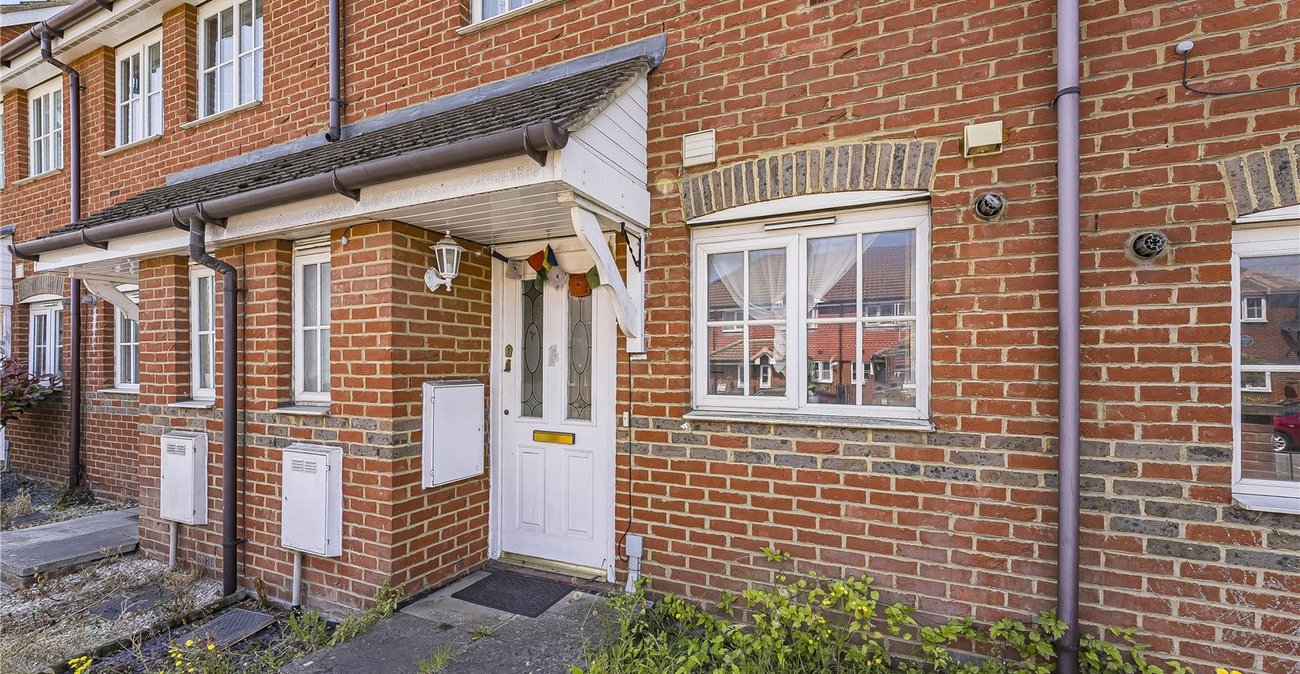2 bedroom house for sale in Dartford | Robinson Jackson