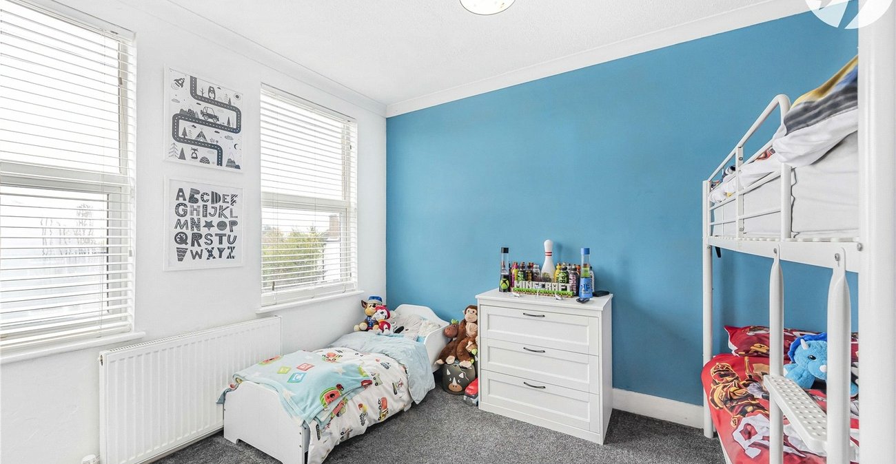 2 bedroom house for sale in Dartford | Robinson Jackson