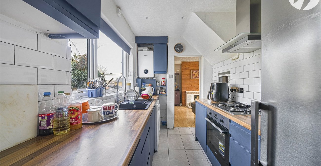 3 bedroom house for sale in Dartford | Robinson Jackson