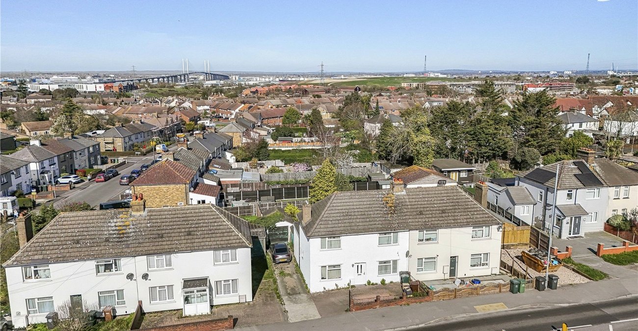 3 bedroom house for sale in Dartford | Robinson Jackson