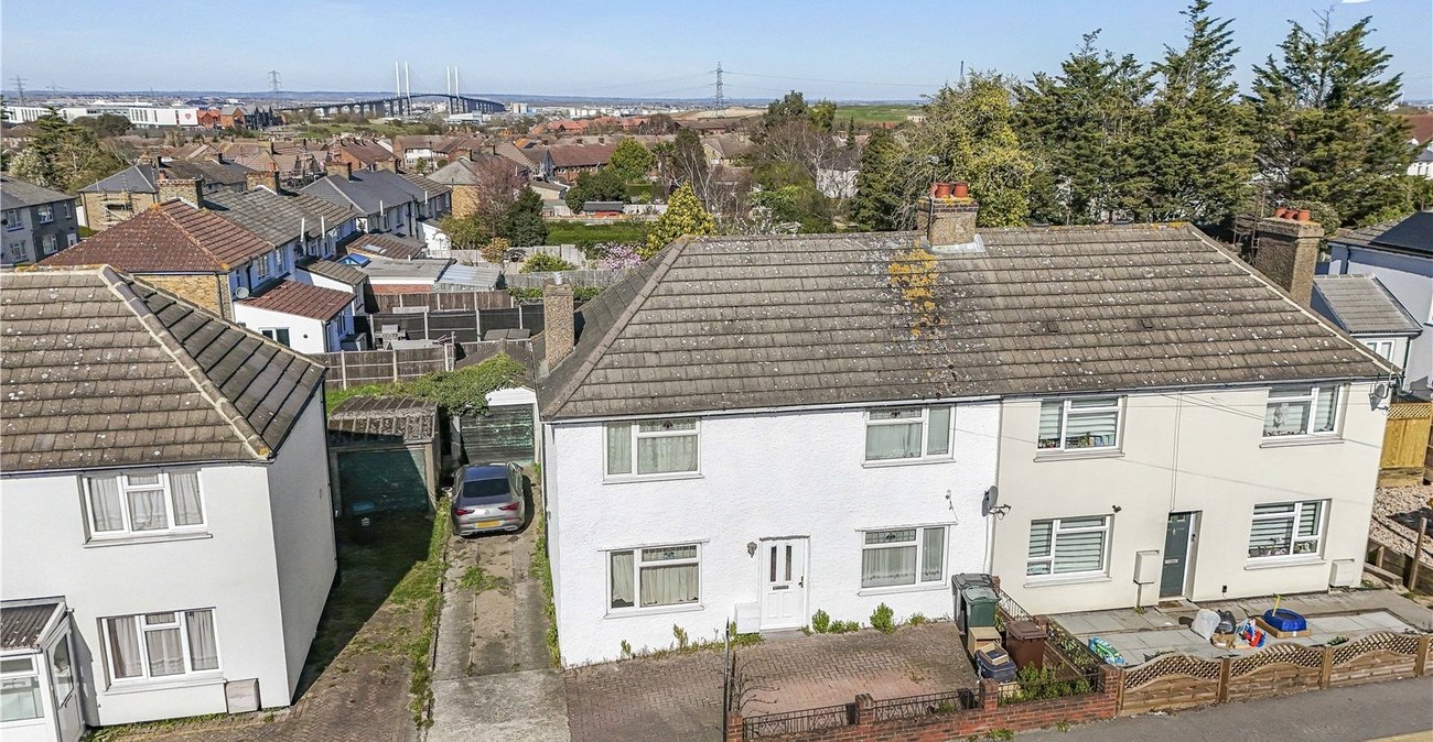 3 bedroom house for sale in Dartford | Robinson Jackson
