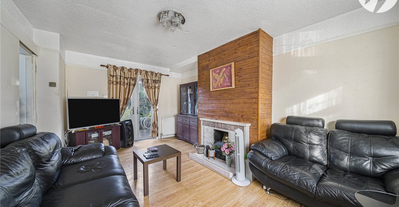 3 bedroom house for sale in Dartford | Robinson Jackson