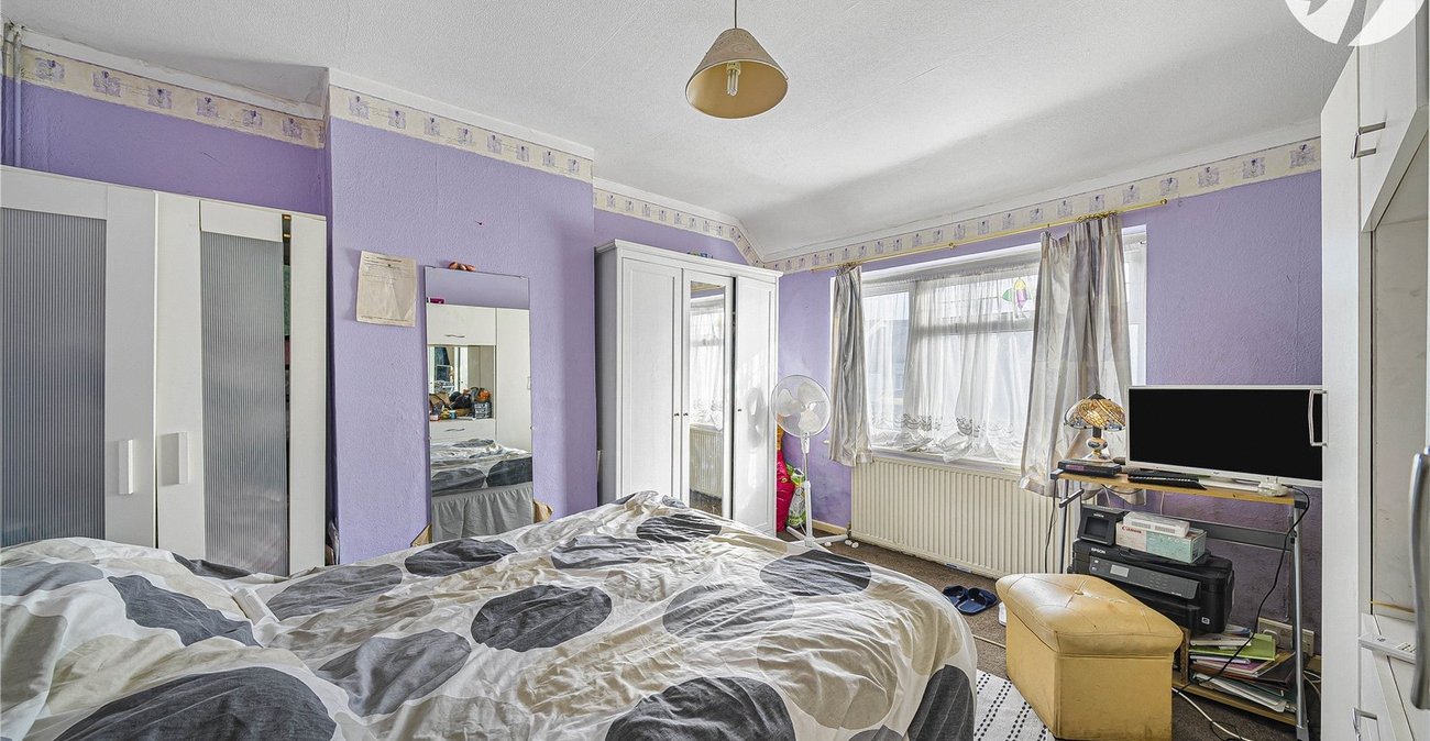 3 bedroom house for sale in Dartford | Robinson Jackson