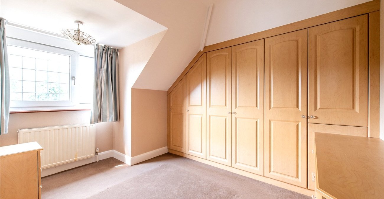 2 bedroom house for sale in Gravesend | Robinson Michael & Jackson