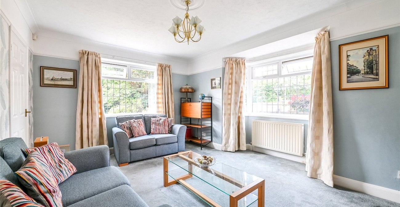 2 bedroom house for sale in Gravesend | Robinson Michael & Jackson