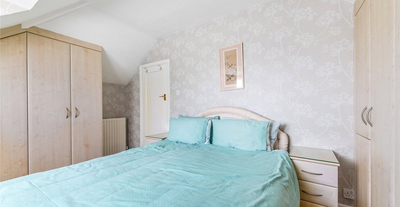 2 bedroom house for sale in Gravesend | Robinson Michael & Jackson