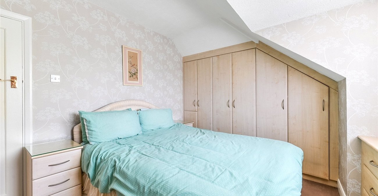 2 bedroom house for sale in Gravesend | Robinson Michael & Jackson