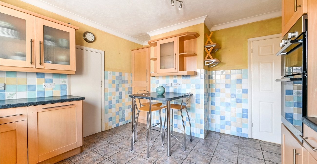 2 bedroom house for sale in Gravesend | Robinson Michael & Jackson