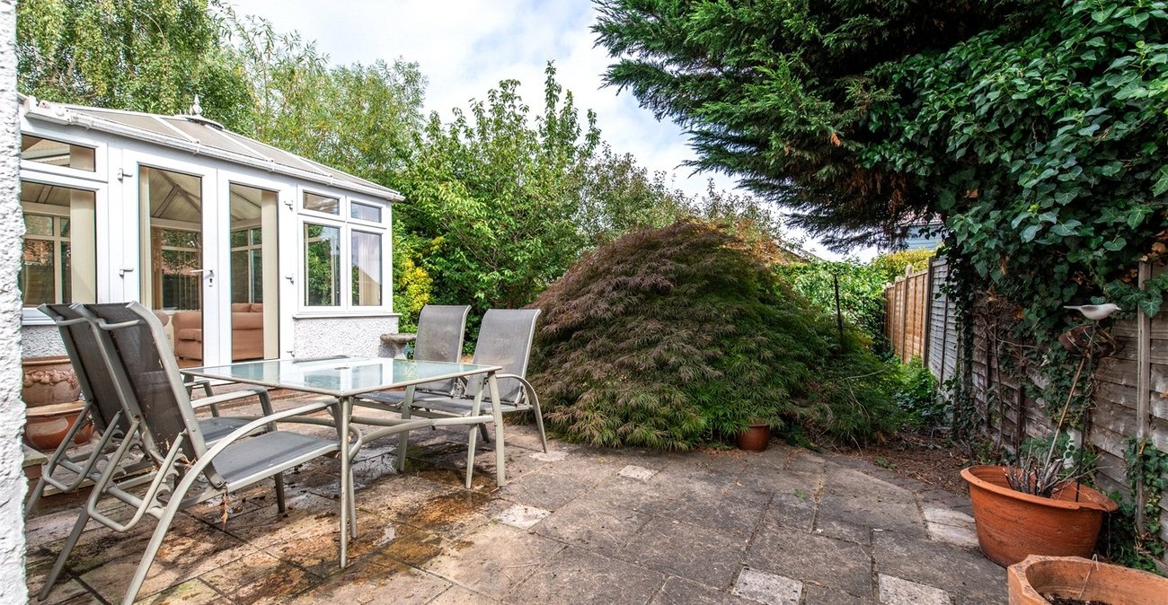 2 bedroom house for sale in Gravesend | Robinson Michael & Jackson