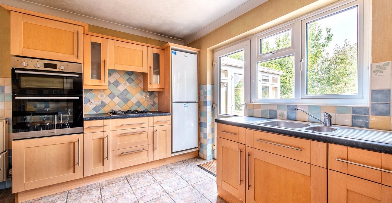 2 bedroom house for sale in Gravesend | Robinson Michael & Jackson