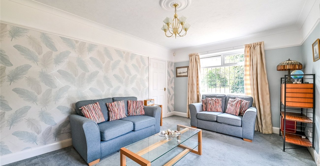 2 bedroom house for sale in Gravesend | Robinson Michael & Jackson