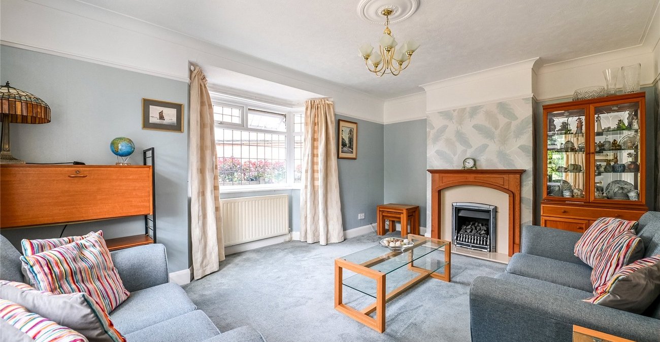 2 bedroom house for sale in Gravesend | Robinson Michael & Jackson