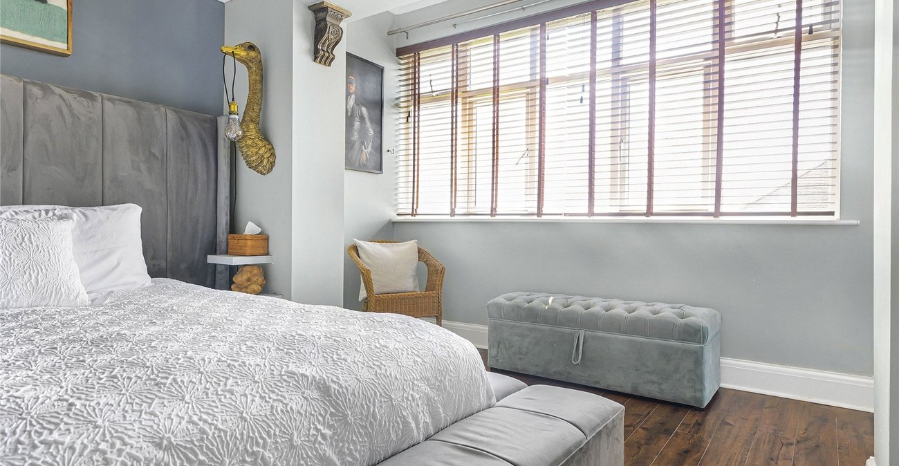6 bedroom house for sale in Strood | Robinson Michael & Jackson