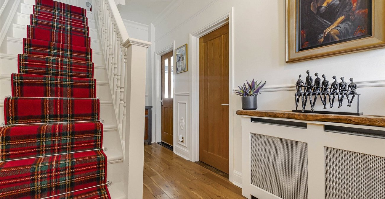6 bedroom house for sale in Strood | Robinson Michael & Jackson