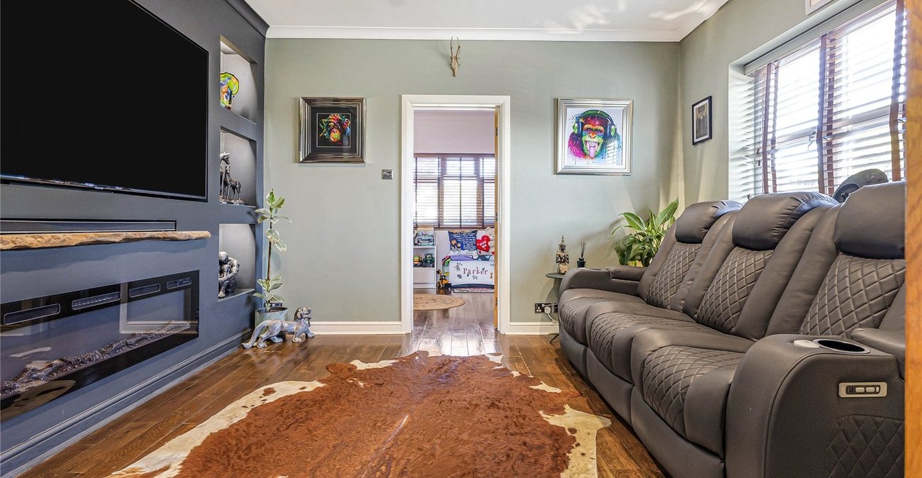 6 bedroom house for sale in Strood | Robinson Michael & Jackson