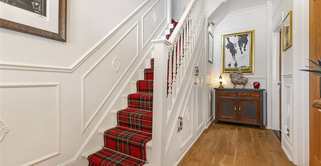 6 bedroom house for sale in Strood | Robinson Michael & Jackson