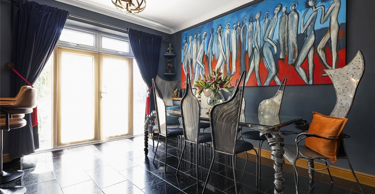 6 bedroom house for sale in Strood | Robinson Michael & Jackson