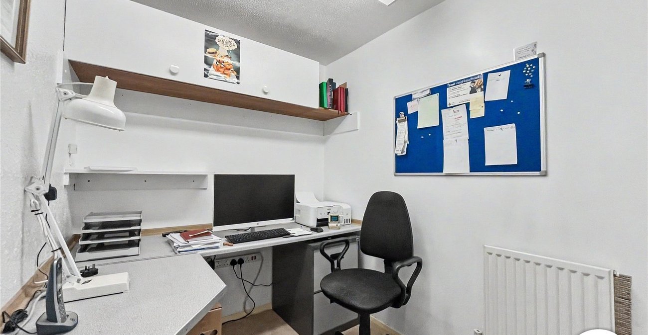 2 bedroom house for sale in Chatham | Robinson Michael & Jackson