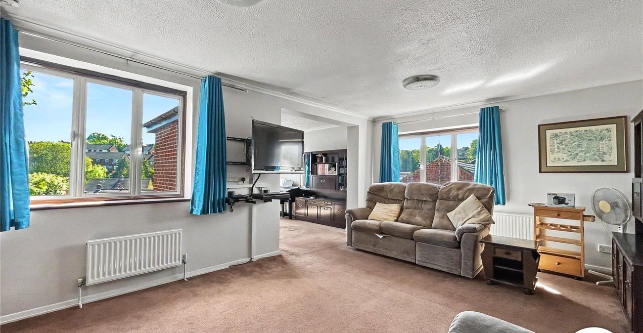 2 bedroom house for sale in Chatham | Robinson Michael & Jackson