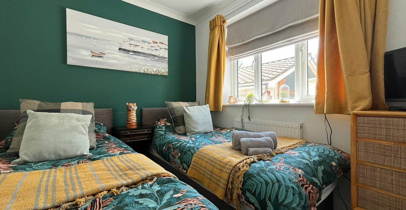 4 bedroom bungalow for sale in Davis Estate | Robinson Michael & Jackson