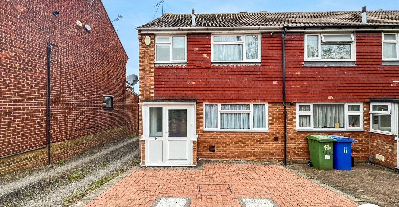 3 bedroom house for sale in Sittingbourne | Robinson Michael & Jackson